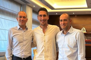 Olympiacos, rinnovo per Giannoulis Larentzakis