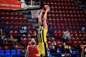 German big man Danilo Barthel forced to retire due to knee injury