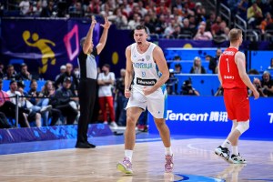Slovenia, lesione al legamento crociato per Vlatko Cancar