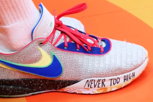 Spagna, sulle scarpe la dedica per Ricky Rubio