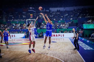 Nella bolgia di Manila l’Italia trova seconda fase e Preolimpico: Filippine ko