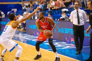 Aek Atene in trattativa avanzata con Langston Hall