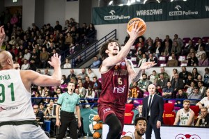 Galatasaray extends Sadik Emir Kabaca