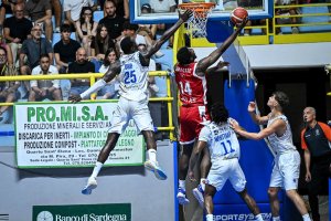 Shavon Shields leads Olimpia Milano to dominant win over Sassari