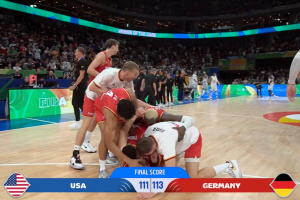 Una rimessa, poi esplode la gioia: la Germania è in finale alla FIBA World Cup 2023