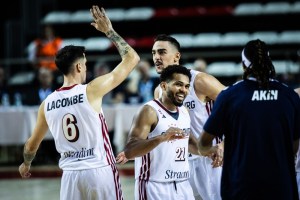 Champions League, preliminari: Avanti Strasburgo, Obradoiro a valanga