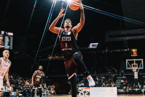 Coppa Intercontinentale FIBA 2023, il Sesi-Franca vince all’ultimo secondo la finale con Bonn