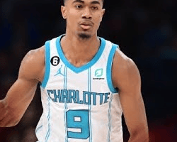 Charlotte Hornets Re-Sign Theo Maledon
