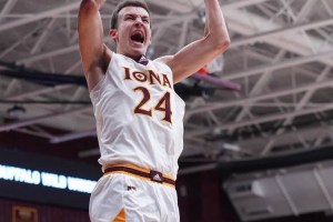 La Dinamo Sassari aggrega Dylan Van Eyck