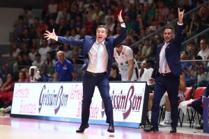 UNAHOTELS Reggio Emilia, coach Dimitris Priftis: Complimenti ai ragazzi per la bella partita