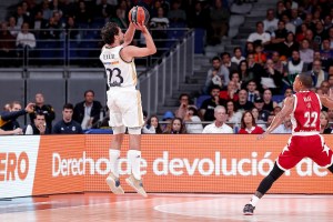 Resiste un tempo l’Olimpia, poi il Real dilaga 88-71