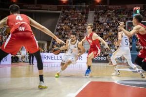 Il Real Madrid vince lo scontro al vertice con Girona ed è solo al comando