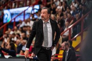 Virtus Bologna, Luca Banchi: Consapevoli di aver vinto su un campo dove molti non ci riusciranno