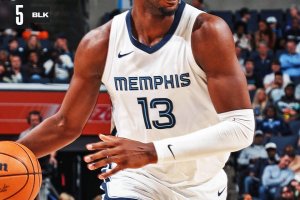 Memphis supera Indiana in OT: 18 di Jackson