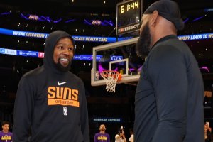 Stranezze NBA: Durant e LeBron si ritrovano avversari dopo cinque anni