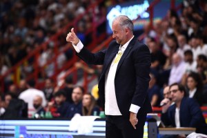Bucchi-Markovic, salta la sesta panchina in LBA