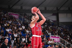 Pippo Ricci: L’affetto che sento è clamoroso, l’empatia col pubblico di Milano è la cosa più bella
