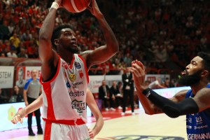 Estra Pistoia, problema alla caviglia per Jordon Varnado