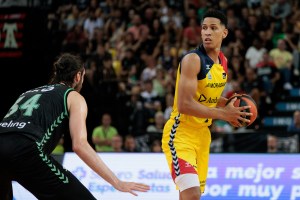 Malaga firma Tyson Perez (ma lo presta ad Andorra)