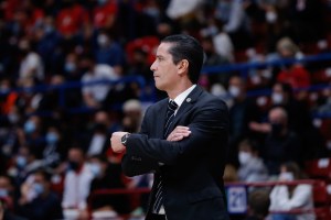 Crvena Zvezda officially hires Ioannis Sfairopoulos