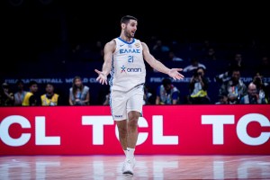 Panathinaikos, almeno tre mesi di stop per Papapetrou