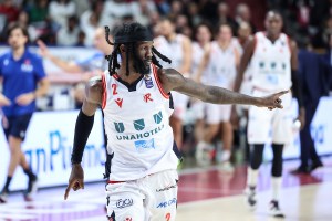 Pallacanestro Reggiana, sotto osservazione le condizioni di Briante Weber