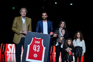 Kruno Simon dopo l’omaggio di Milano: “Grazie a tutti”
