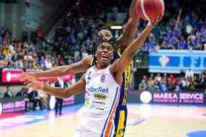 Nutribullet Treviso, ufficiali le risoluzioni di Booker e Young