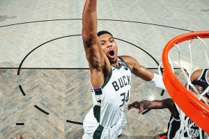 Antetokounmpo segna 36 Punti: i Bucks battono i Nets