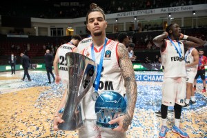 Prometey signs Rob Gray