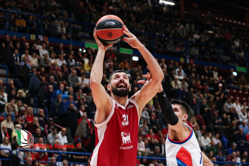 Eurolegue EA7 Emporio Armani Milano - EFES Istambu Nikola Mirotic