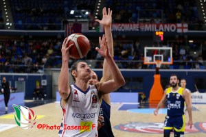 Colpo grosso Milano: Potts e Piunti trascinano l’Urania nel successo 70-65 su Torino