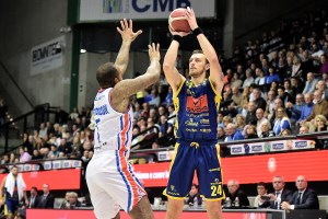 John Richard Nunge: La squadra ha il morale alto