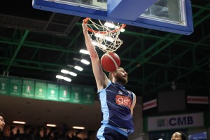 Dinamo Sassari in talks with Michal Sokolowski