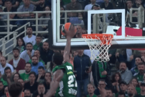 La stoppata di Jerian Grant al N.1 nella Top 10 del 9° Round di Euroleague