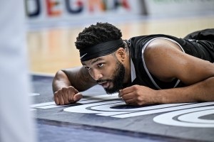 Bertram Derthona, si ferma TaShawn Thomas