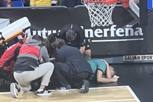 BCL, arbitro si infortuna al crociato durante la partita