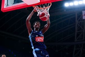 Cremona annuncia la firma di Tariq Owens