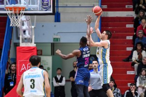 Cremona saluta e ringrazia Nathan Adrian