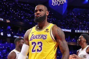 LeBron James: Dobbiamo finire la nostra colazione sabato