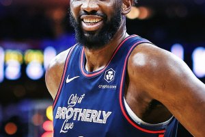 Joel Embiid segna 51 punti e i 76ers fermano i Timberwolves