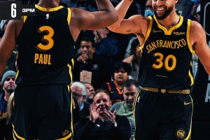 Stephen Curry segna 33 punti e trascina i Warriors sui Celtics