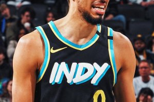 Storico Haliburton, Indiana supera i Knicks