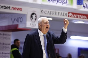 Brindisi, coach Sakota chiama a raccolta il pubblico per la sfida con Napoli