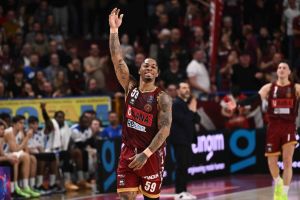 Eurocup, è di Rayjon Tucker la miglior (doppia) stoppata della regular season