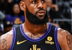 LeBron: Non cambia nulla…Anzi ora è più facile possedere un’arma da fuoco, è stupido e ridicolo