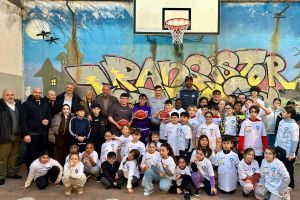 Fondazione Laureus Sport For Good Italia e Napoli Basket inaugurano un nuovo canestro