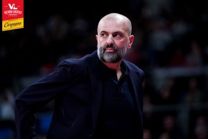 VL Pesaro, nessuna decisione sul futuro di Maurizio Buscaglia