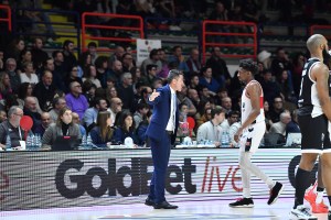 Dimitris Priftis: Ognuno di noi deve guardarsi allo specchio