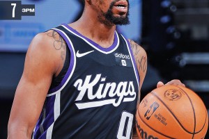 I Kings superano i Magic dopo doppio overtime grazie alla tripla-doppia di Domantas Sabonis